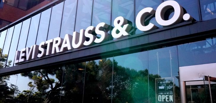 Levi Strauss reinforces its board with Apple exec 